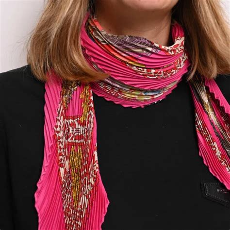 foulard plisse hermes